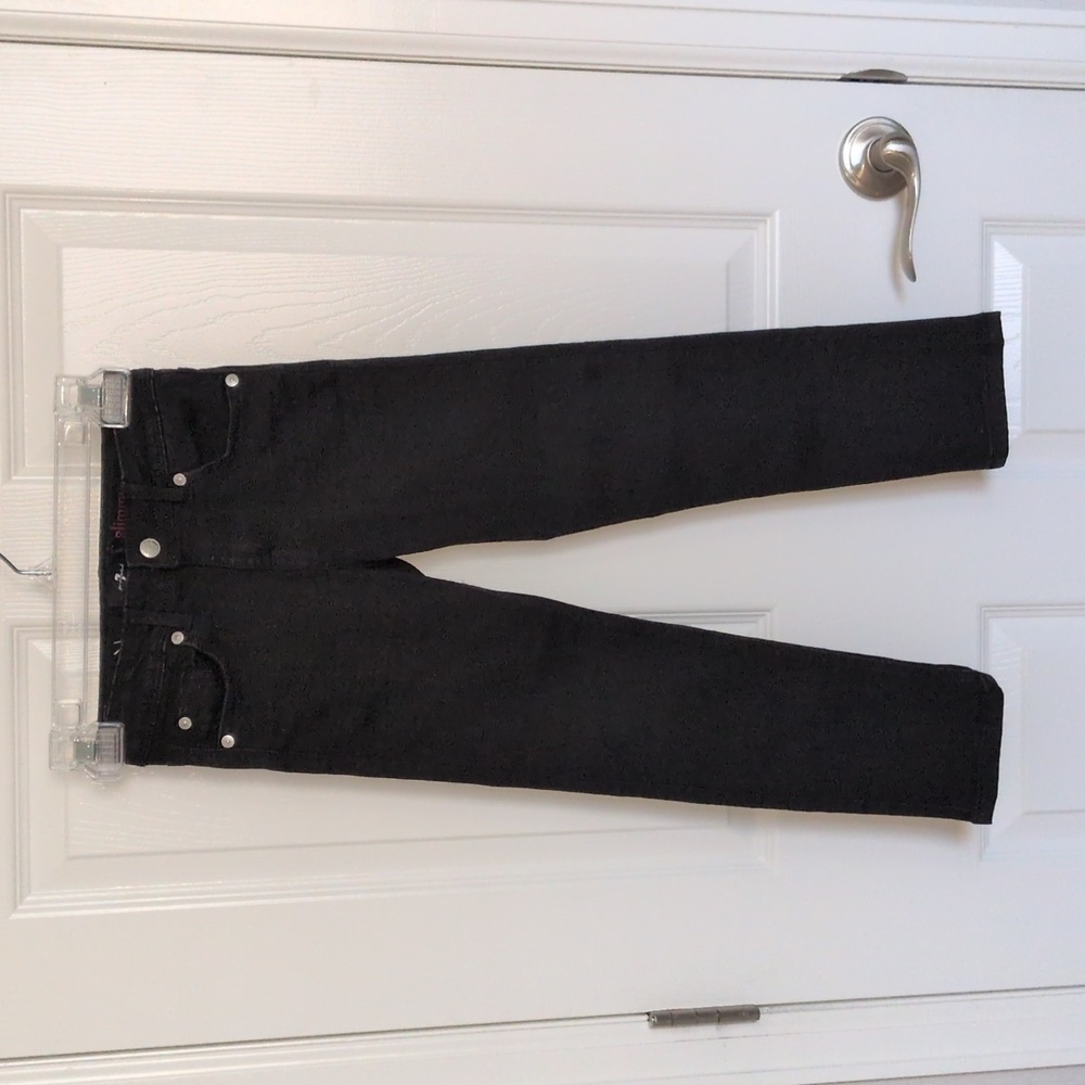 NWOT 7 For All Mankind Black Slimmy Jeans - 6